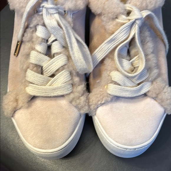 Michael Kors Poppy Lace-Up Sneakers 6.5 - Picture 2 of 8